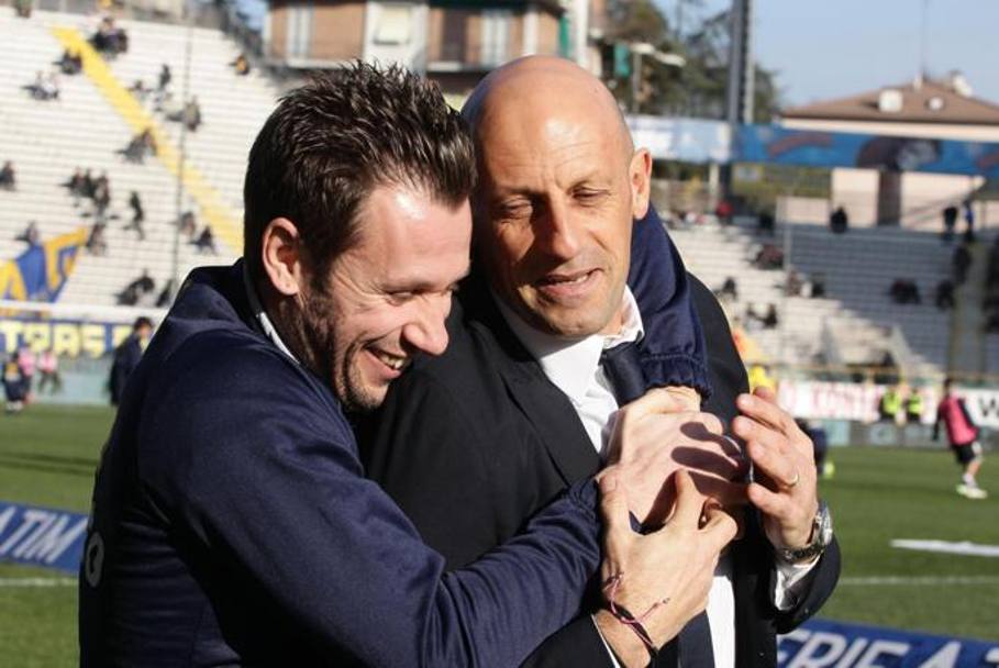 Nonostante la panchina il talento di Bari Vecchia non ha perso il buon umore e prima della gara ha scherzato con il suo ex allenatore ai tempi della Samp, Domenico Di Carlo, ora al Cesena. Ansa